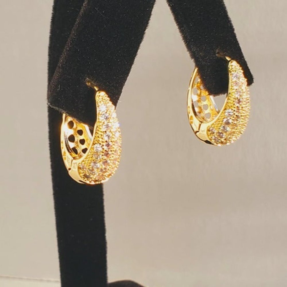 14K Gold Chunky Hoop 2ct Diamond Earrings Womens Oval Hoops Ladies Jewelry 2 ct - Picture 4 of 7